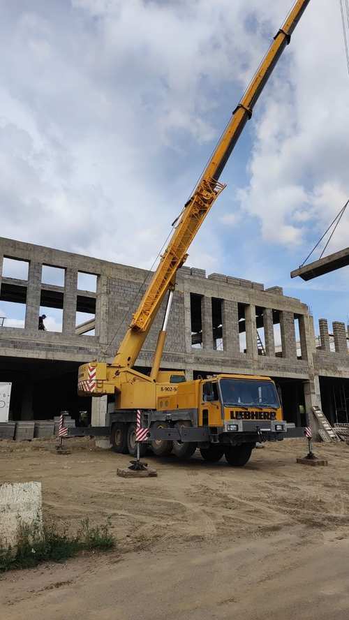 Liebherr 70 т — строительство